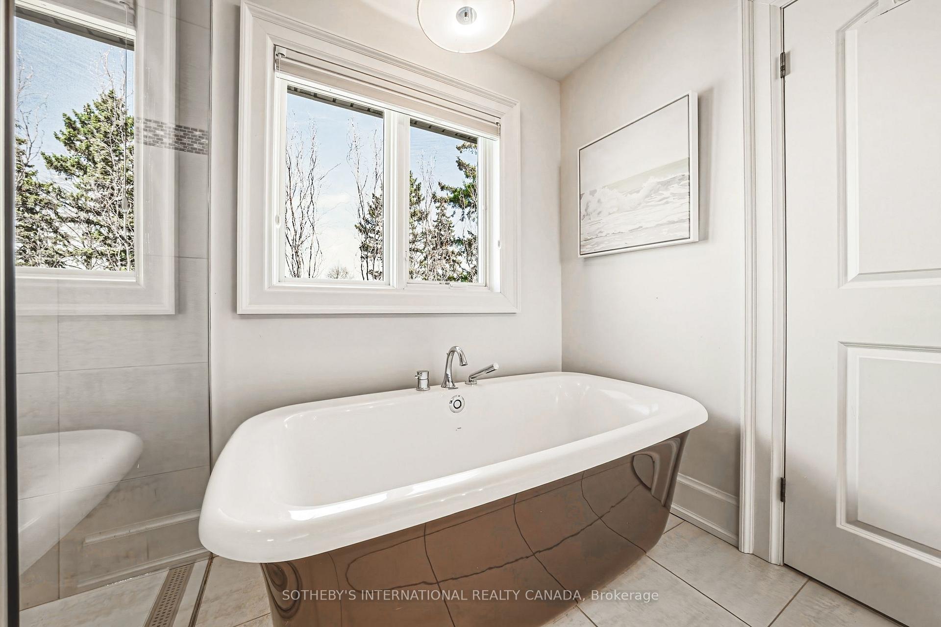 Photo 20 of 476 Patricia Drive, Burlington, Bayview — HOMEH