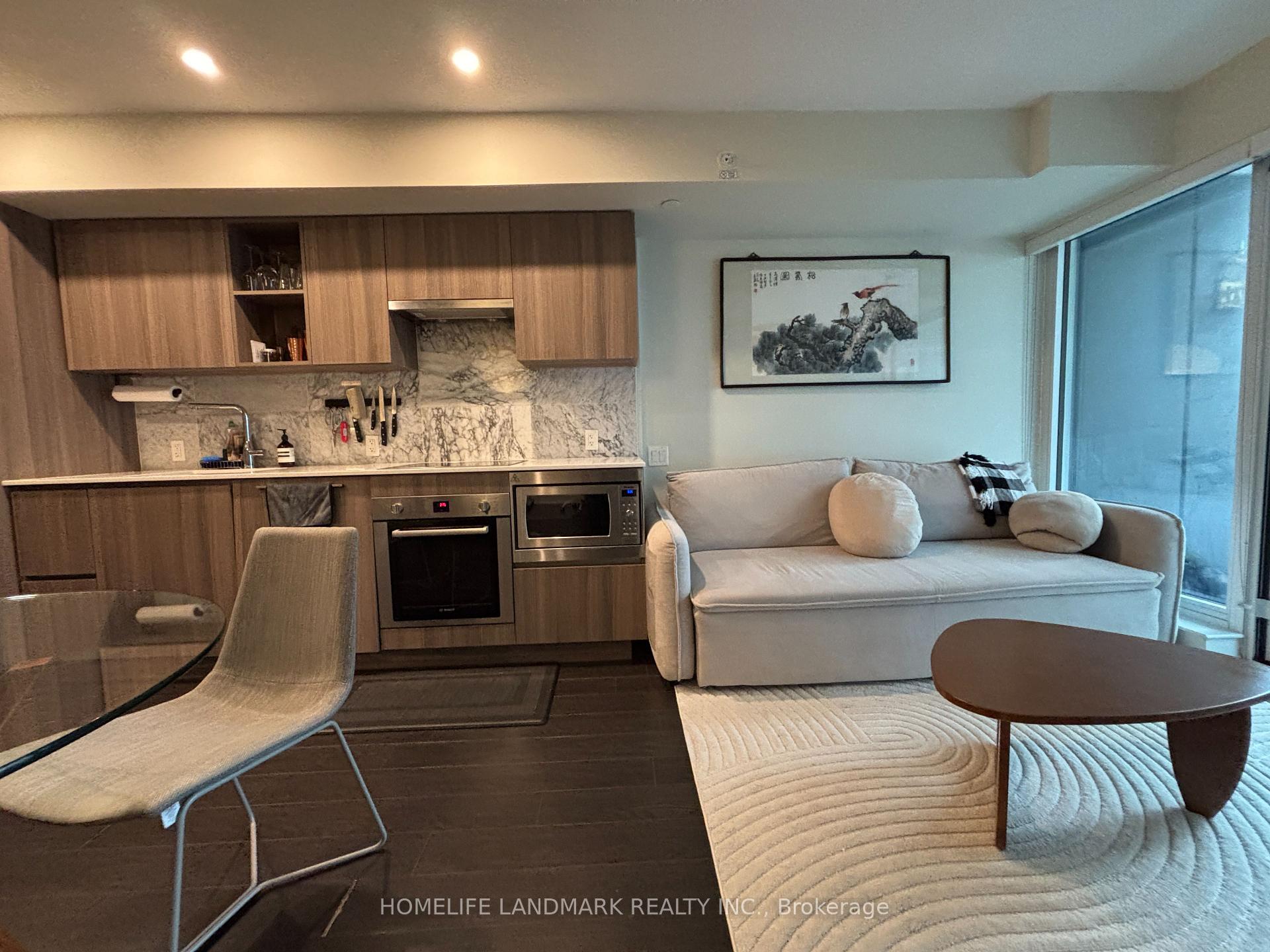 Photo 2 of Unit 610, 19 Bathurst Street, Toronto, Waterfront Communities — HOMEH