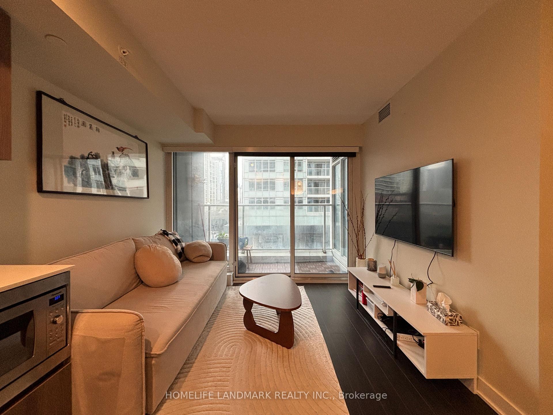 Photo 5 of Unit 610, 19 Bathurst Street, Toronto, Waterfront Communities — HOMEH
