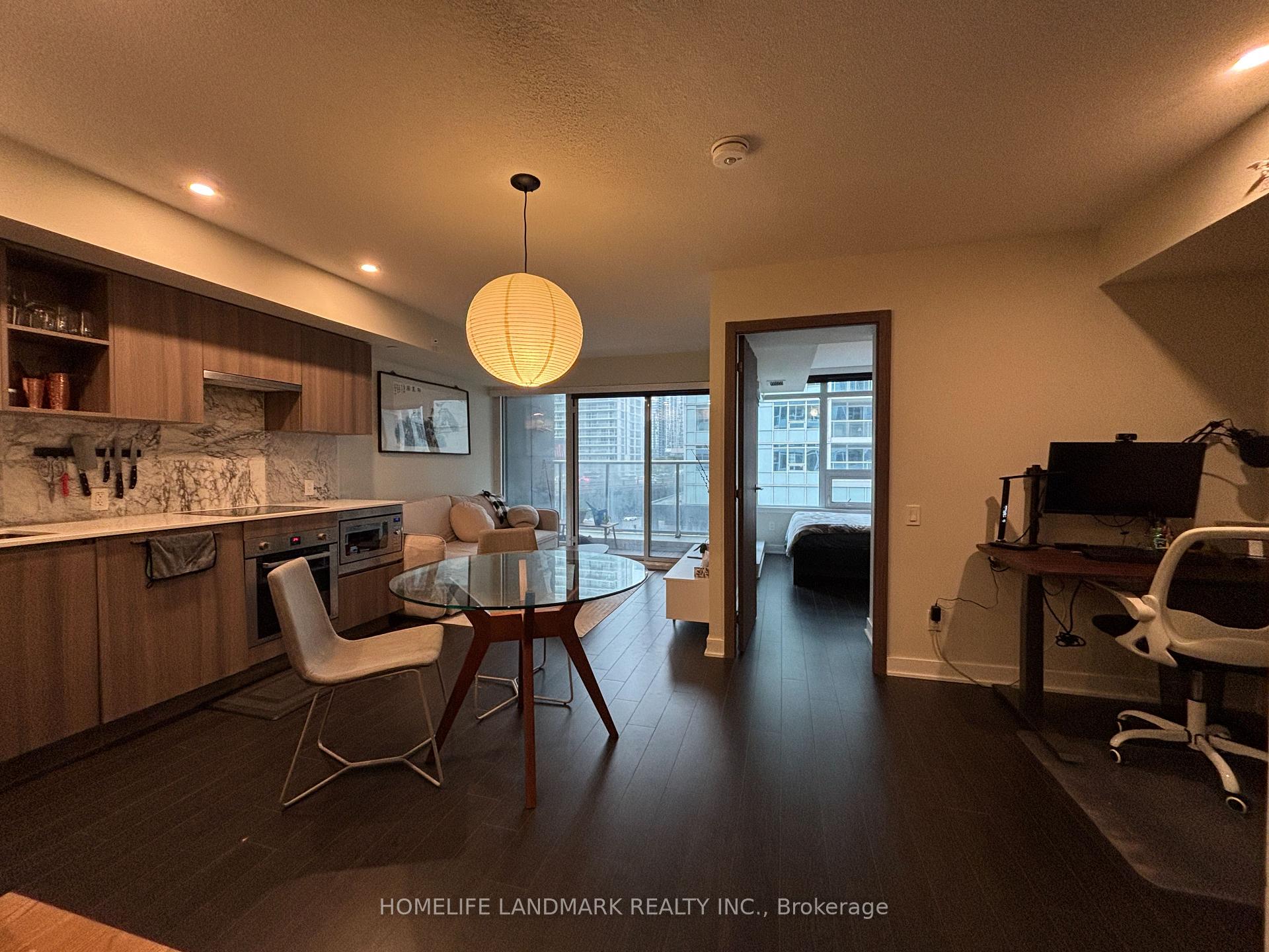 Photo 8 of Unit 610, 19 Bathurst Street, Toronto, Waterfront Communities — HOMEH