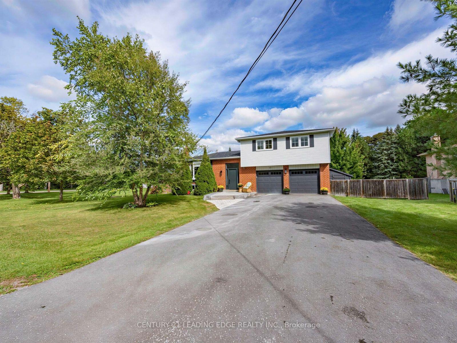 Photo 7 of 47 Centennial Avenue, East Gwillimbury, Holland Landing — HOMEH