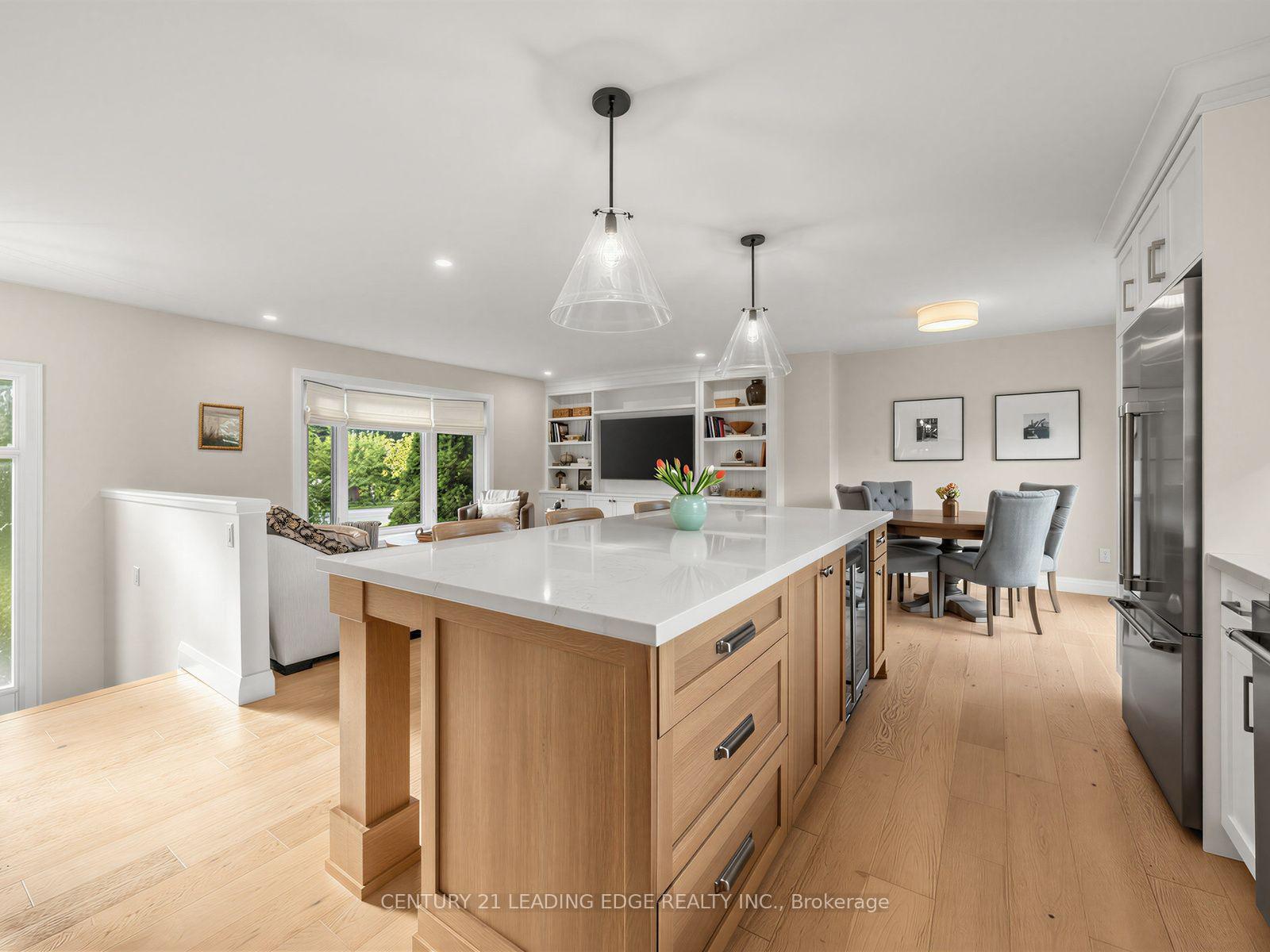 Photo 14 of 47 Centennial Avenue, East Gwillimbury, Holland Landing — HOMEH