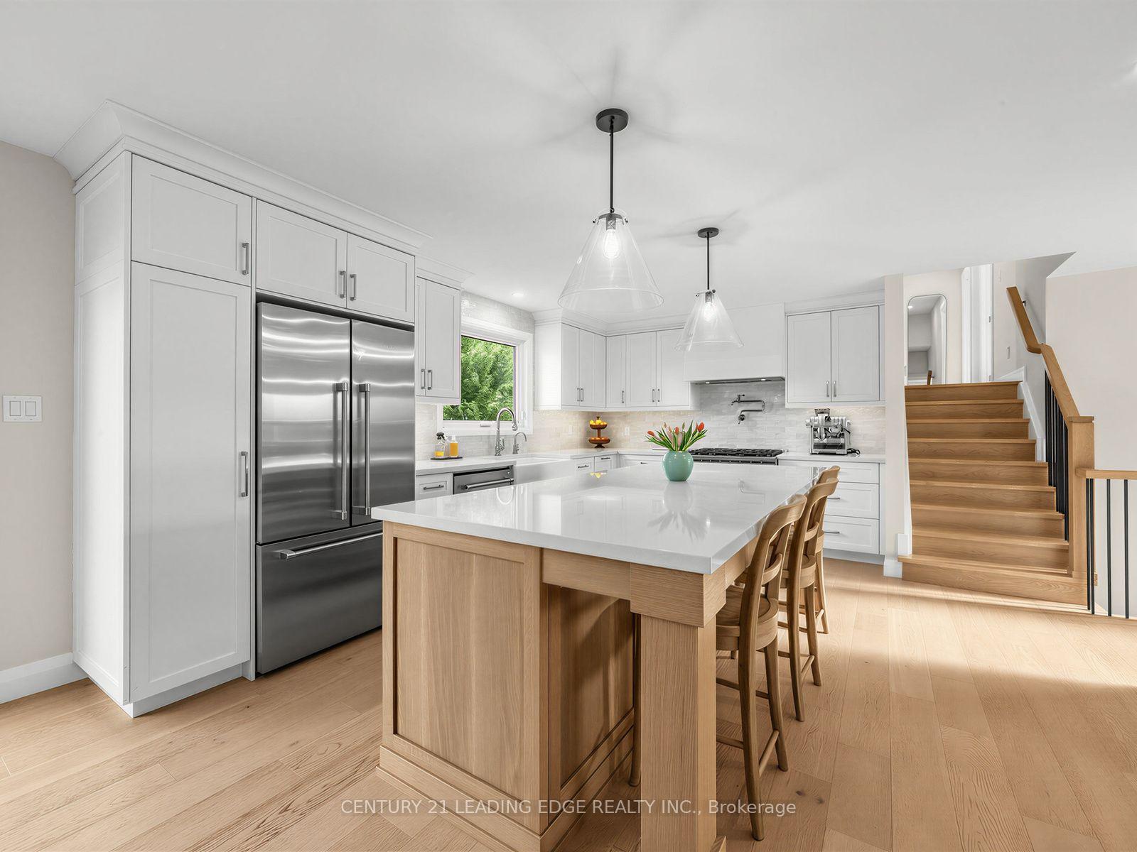 Photo 17 of 47 Centennial Avenue, East Gwillimbury, Holland Landing — HOMEH