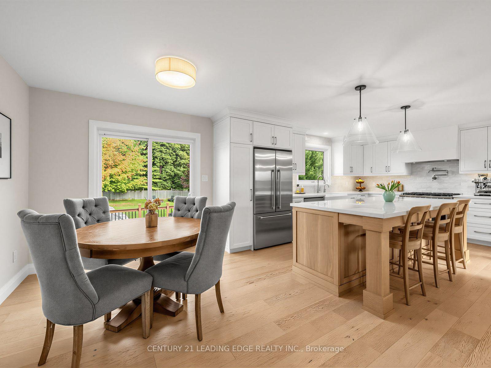 Photo 22 of 47 Centennial Avenue, East Gwillimbury, Holland Landing — HOMEH
