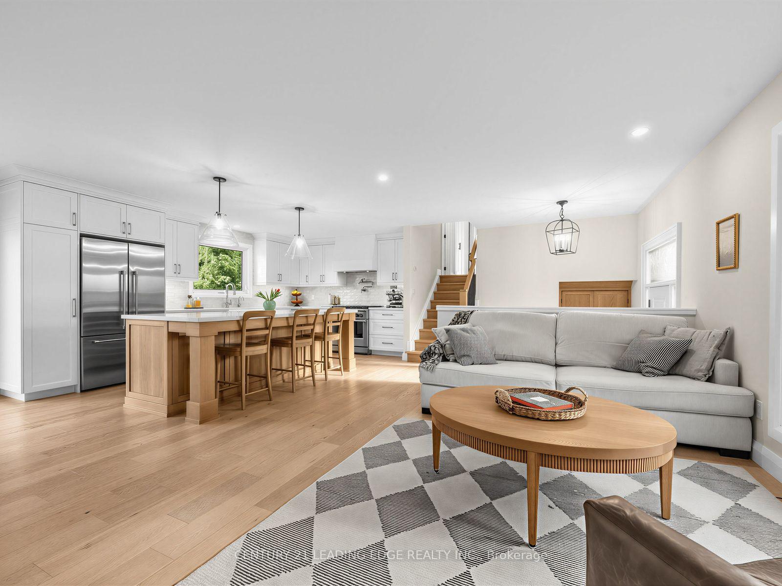 Photo 26 of 47 Centennial Avenue, East Gwillimbury, Holland Landing — HOMEH