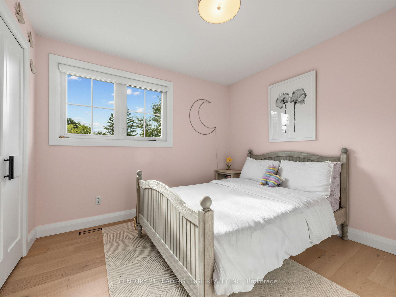 Photo 28 of 47 Centennial Avenue, East Gwillimbury, Holland Landing — HOMEH