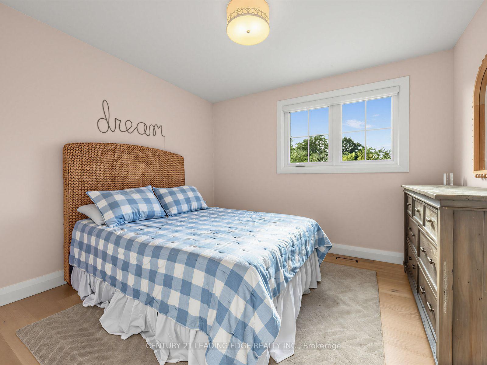 Photo 29 of 47 Centennial Avenue, East Gwillimbury, Holland Landing — HOMEH