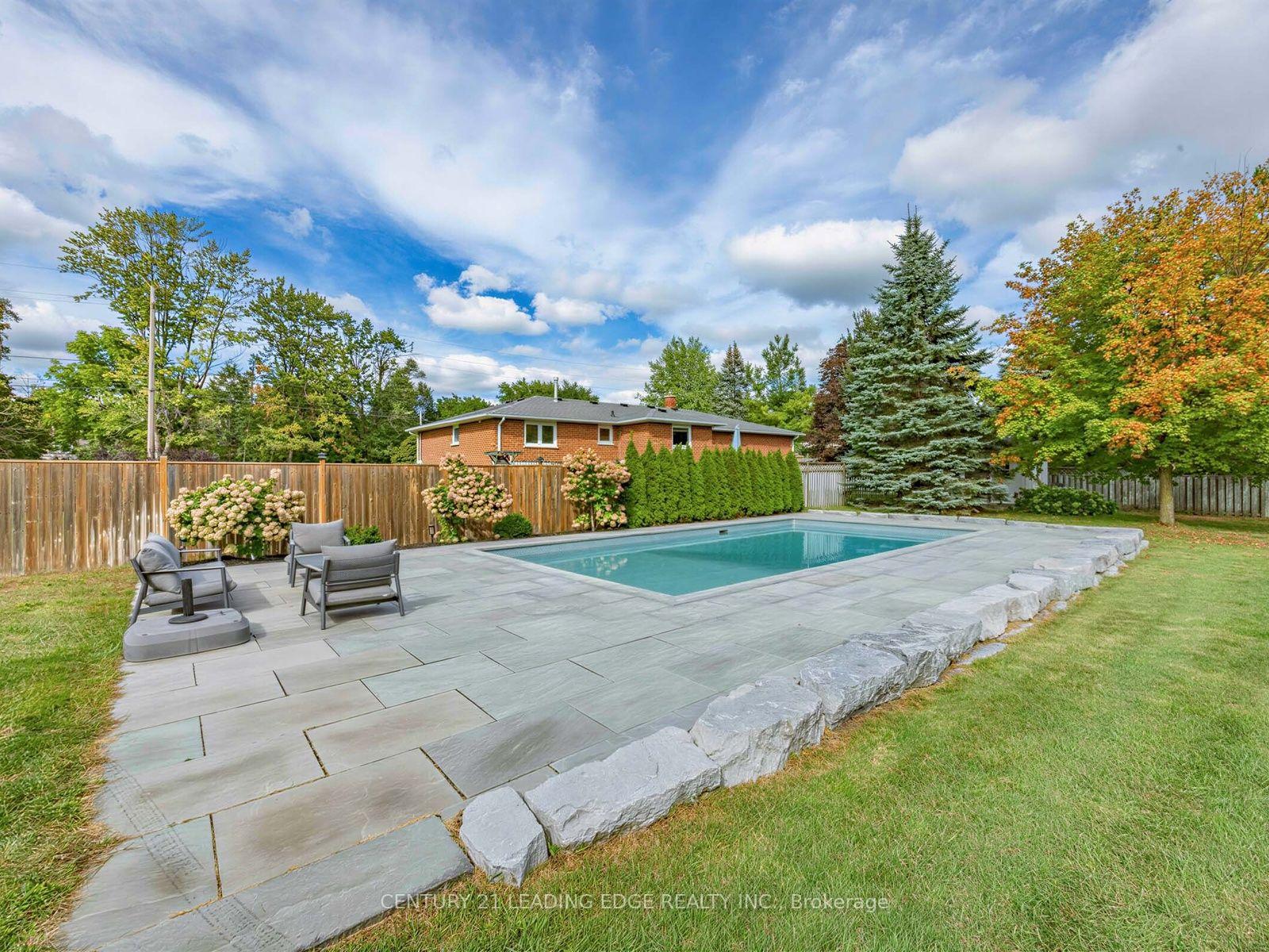 Photo 47 of 47 Centennial Avenue, East Gwillimbury, Holland Landing — HOMEH