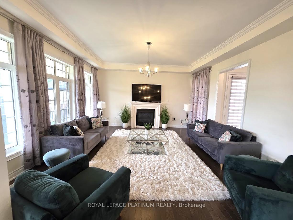 Photo 3 of 25 Munsie Drive, King, Nobleton — HOMEH