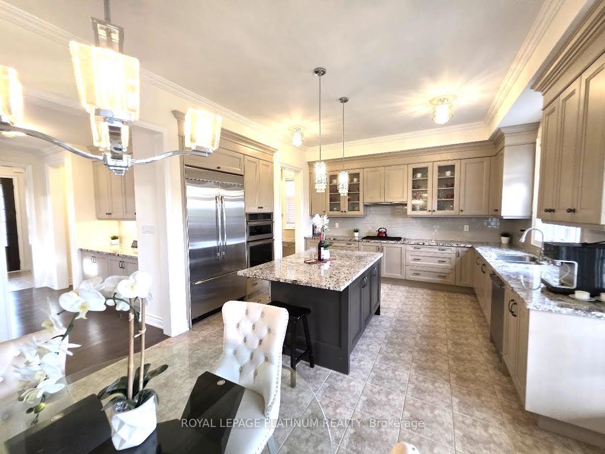 Photo 4 of 25 Munsie Drive, King, Nobleton — HOMEH