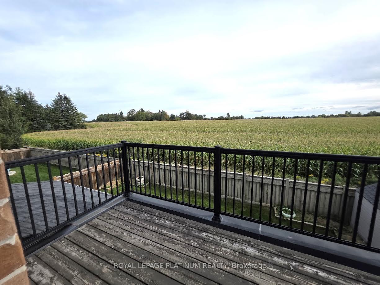Photo 9 of 25 Munsie Drive, King, Nobleton — HOMEH