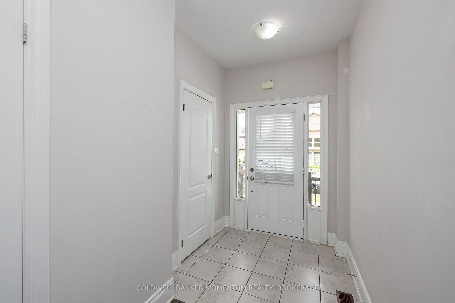 Photo 5 of 51 Sunset Way, Thorold, Rolling Meadows — HOMEH
