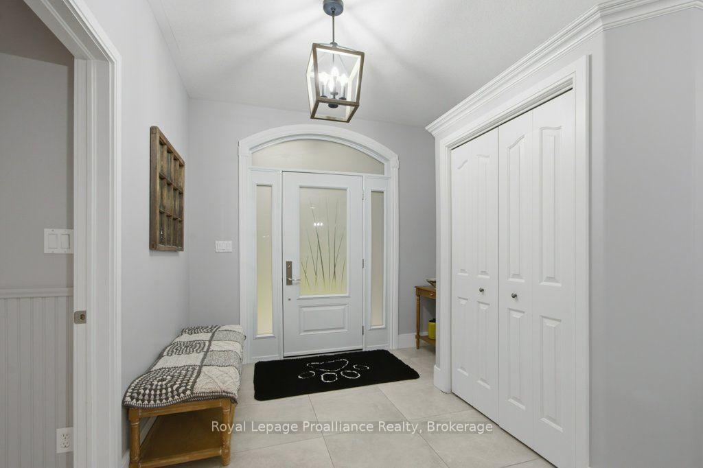 Photo 5 of 52 Oak Ridge Drive, Quinte West, Sidney Ward — HOMEH