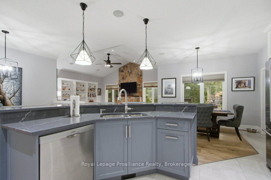Photo 12 of 52 Oak Ridge Drive, Quinte West, Sidney Ward — HOMEH