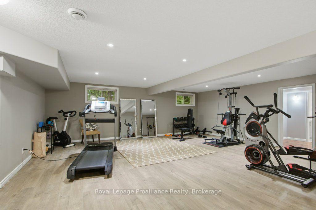 Photo 26 of 52 Oak Ridge Drive, Quinte West, Sidney Ward — HOMEH