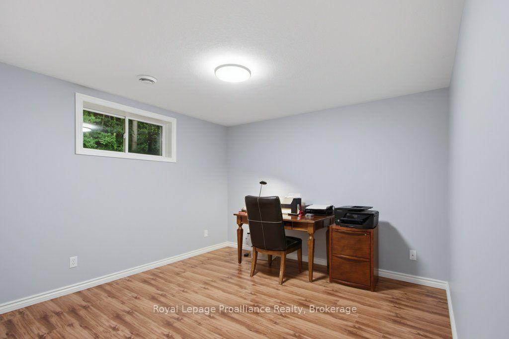 Photo 30 of 52 Oak Ridge Drive, Quinte West, Sidney Ward — HOMEH