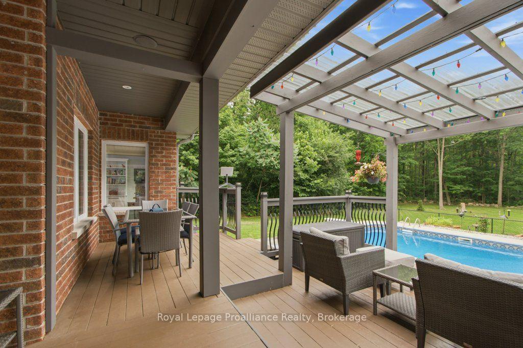 Photo 43 of 52 Oak Ridge Drive, Quinte West, Sidney Ward — HOMEH