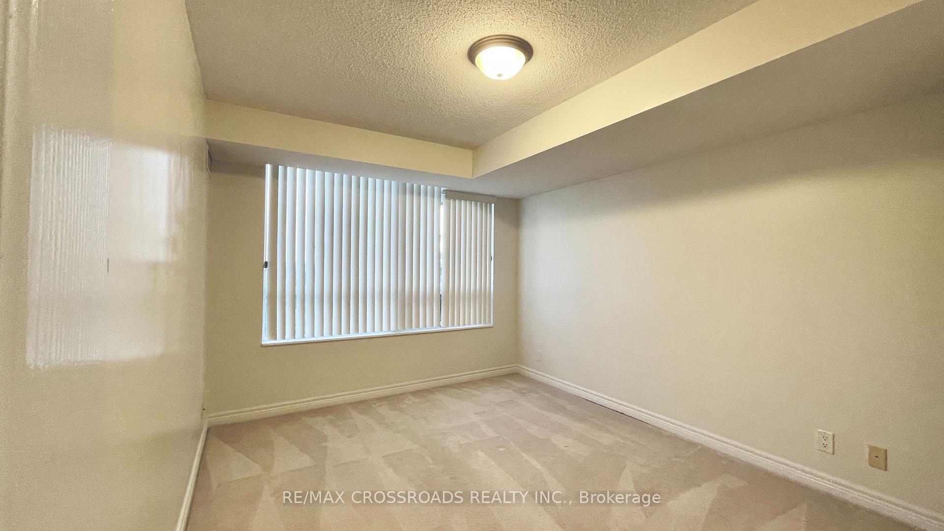 Photo 6 of Unit 607, 33 Cox Boulevard, Markham, Unionville — HOMEH