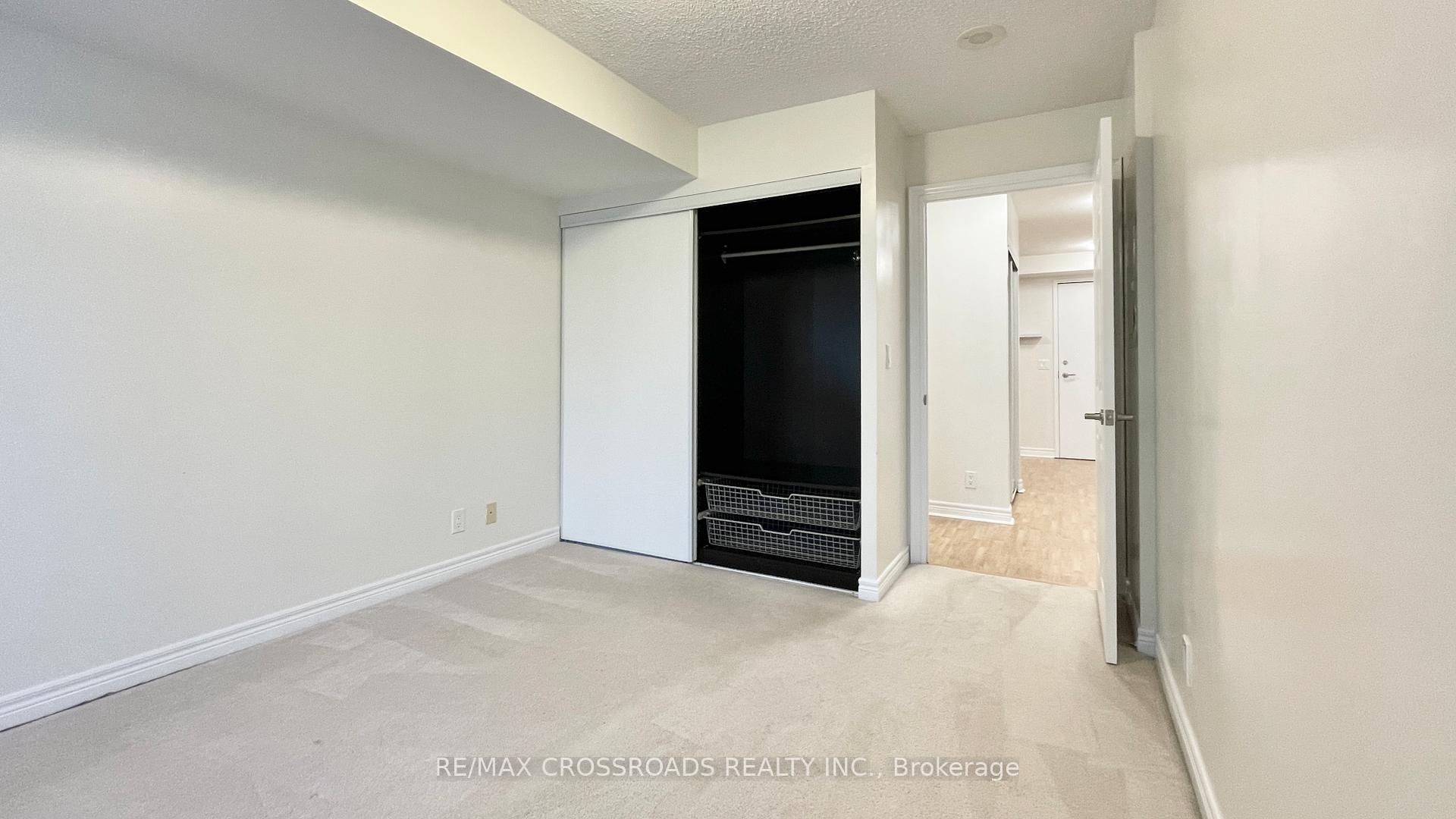 Photo 7 of Unit 607, 33 Cox Boulevard, Markham, Unionville — HOMEH