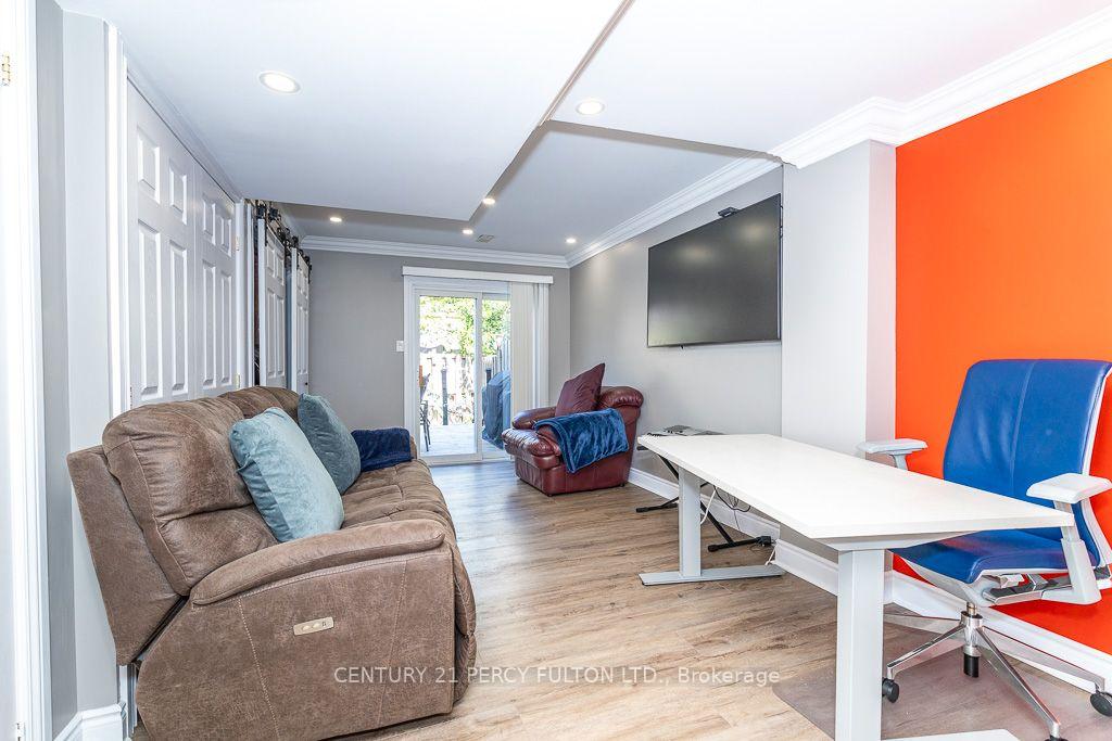 Photo 9 of 28 Rumi Crescent, North York, Victoria Village — HOMEH