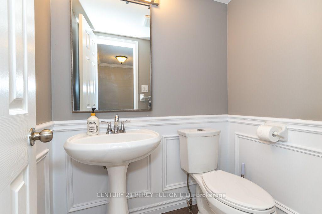 Photo 20 of 28 Rumi Crescent, North York, Victoria Village — HOMEH