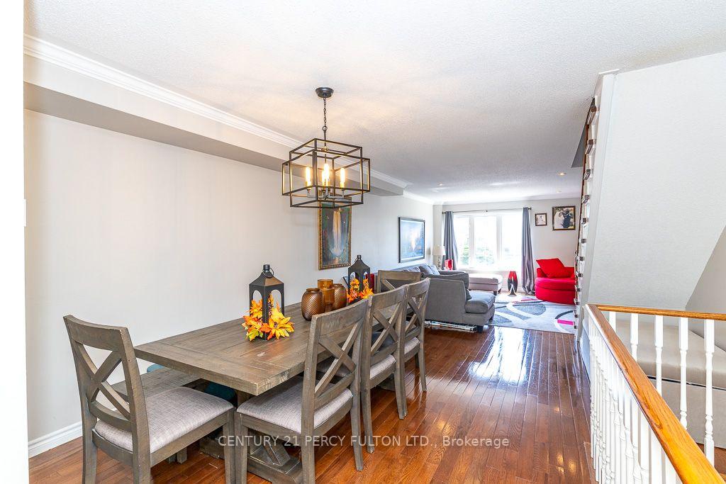 Photo 21 of 28 Rumi Crescent, North York, Victoria Village — HOMEH