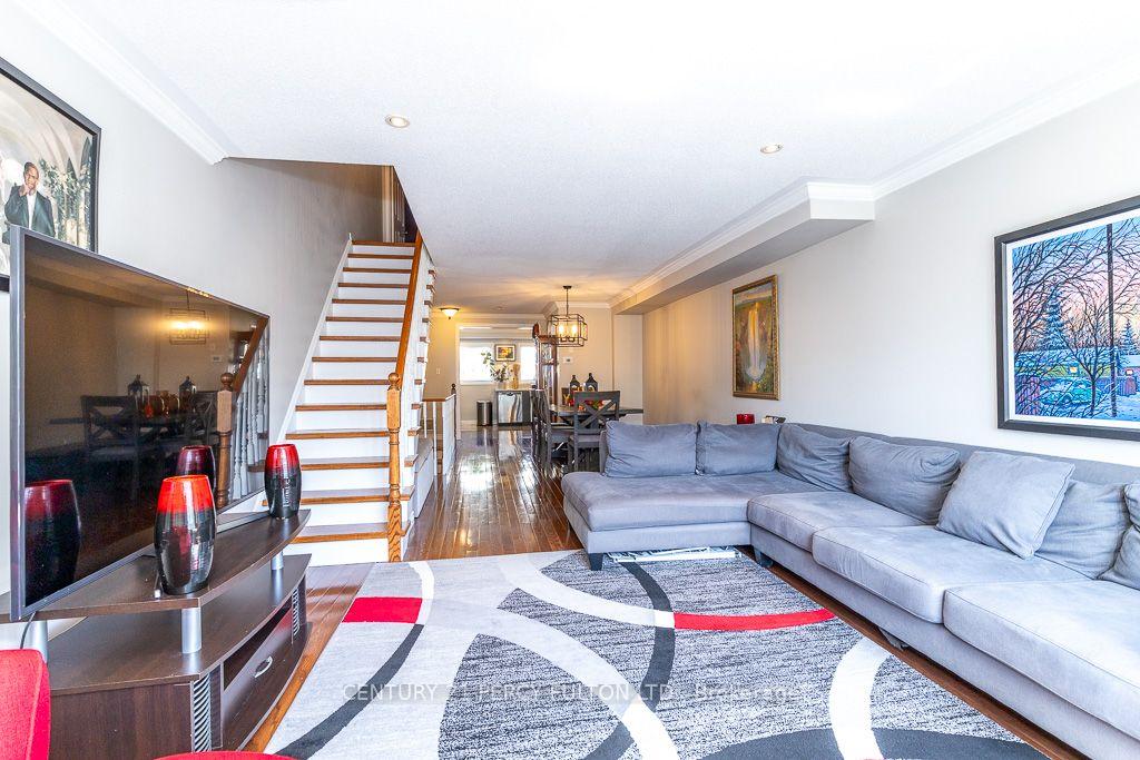 Photo 24 of 28 Rumi Crescent, North York, Victoria Village — HOMEH