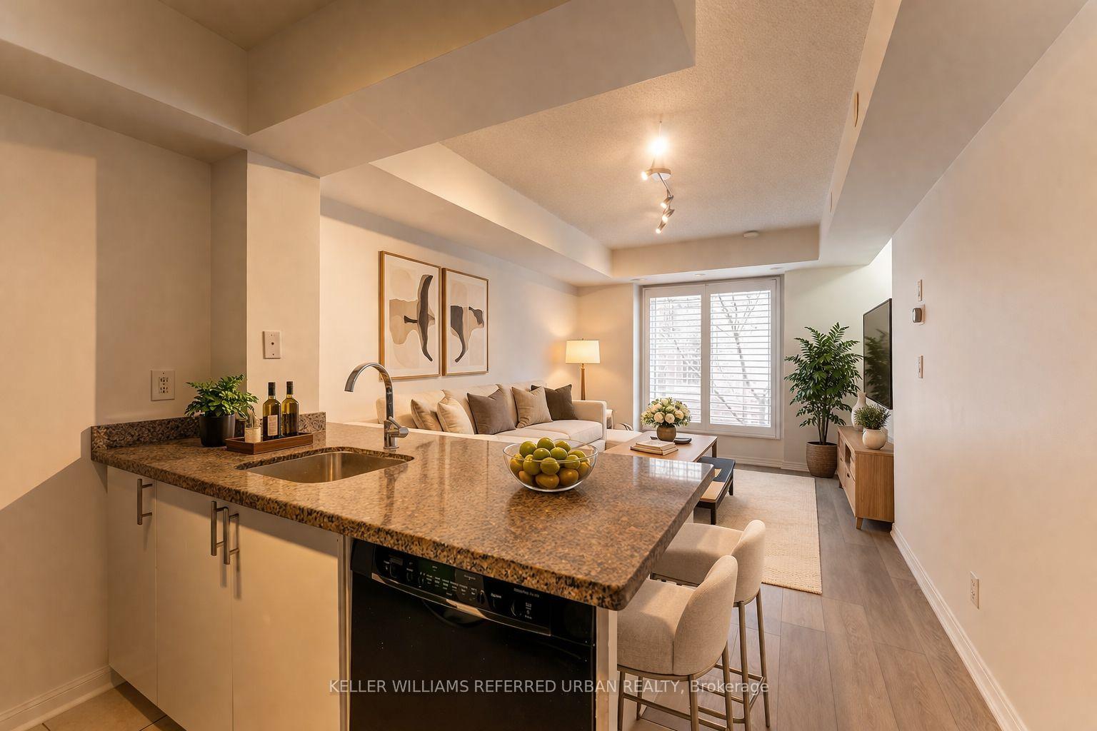 Photo 4 of Unit 651, 3 Everson Drive, North York, Willowdale East — HOMEH