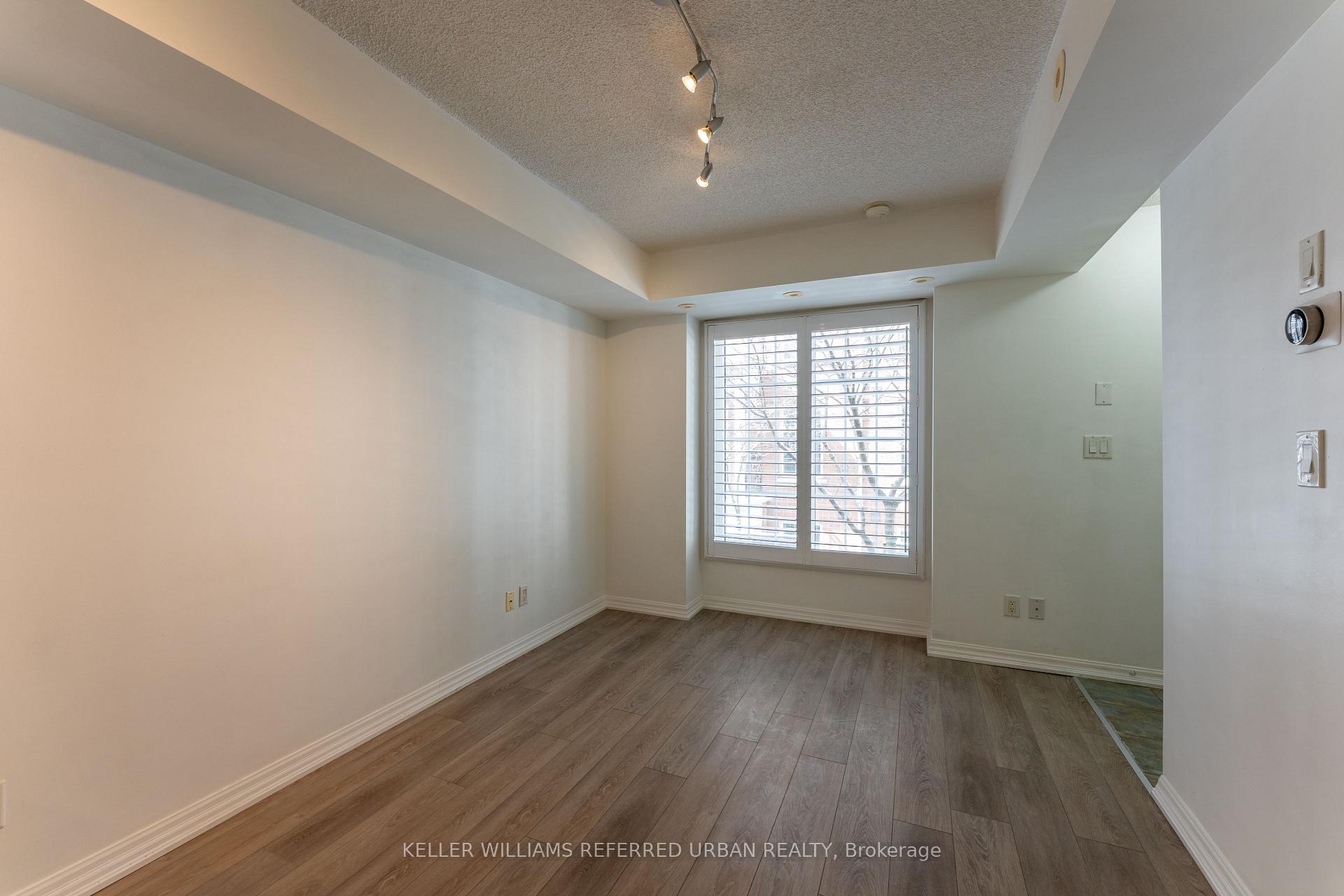 Photo 5 of Unit 651, 3 Everson Drive, North York, Willowdale East — HOMEH