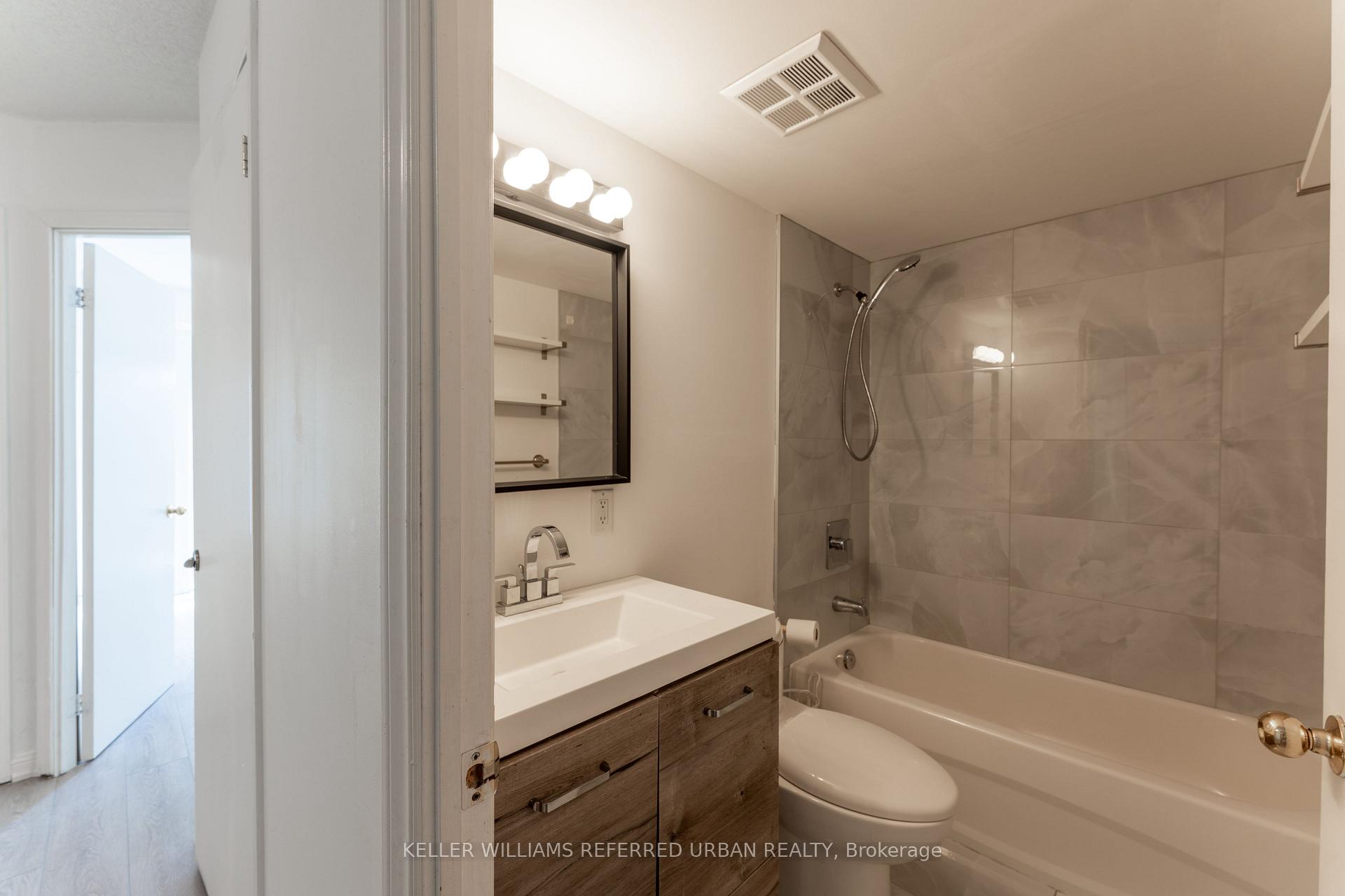 Photo 7 of Unit 651, 3 Everson Drive, North York, Willowdale East — HOMEH