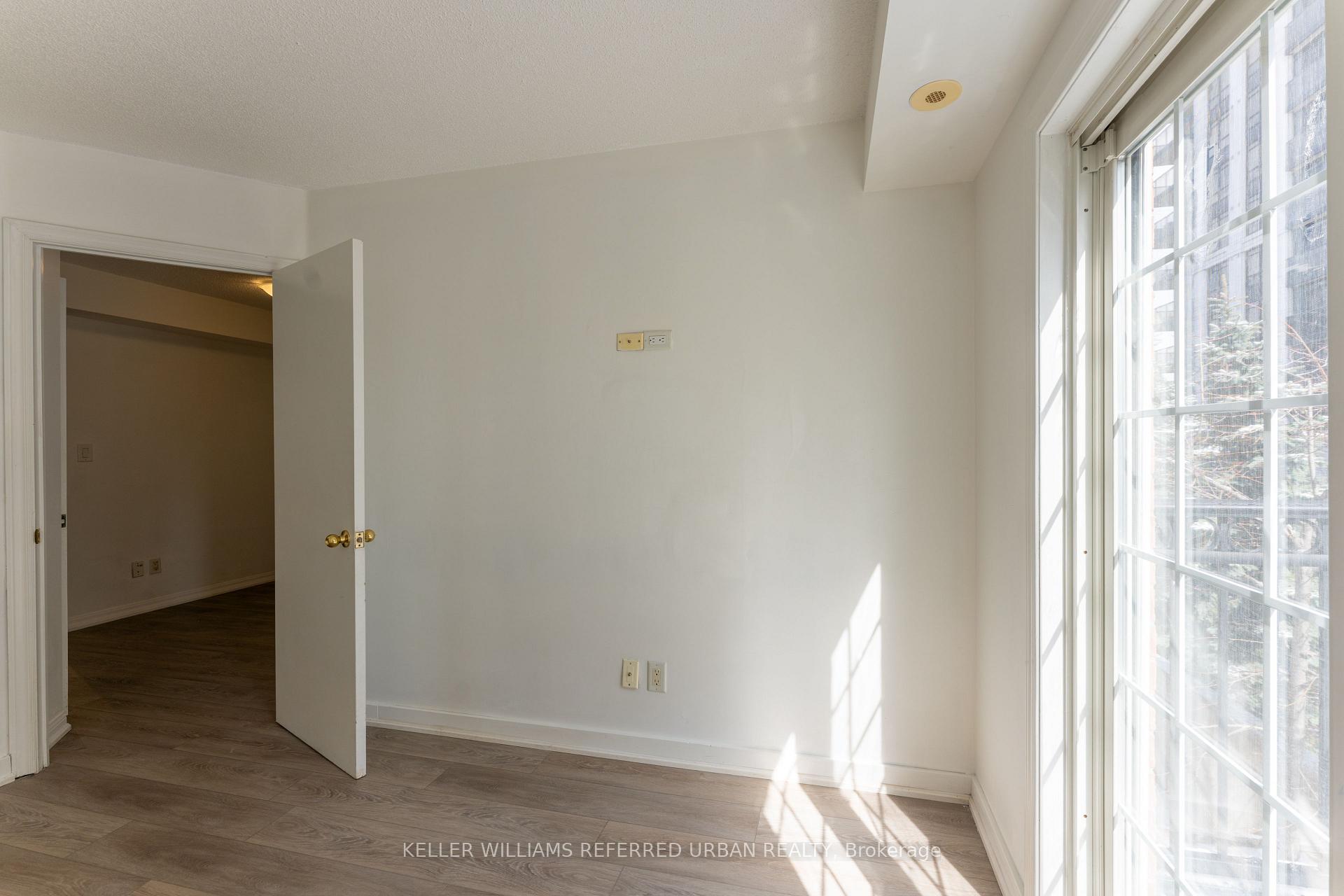 Photo 12 of Unit 651, 3 Everson Drive, North York, Willowdale East — HOMEH