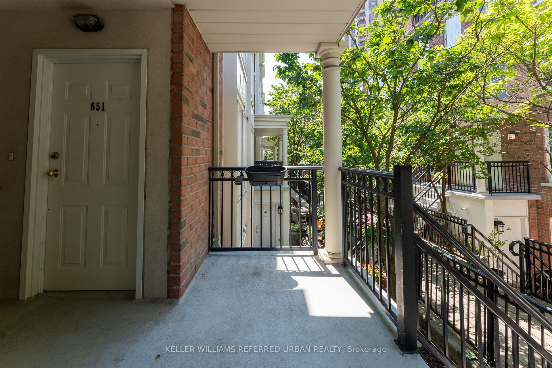 Photo 16 of Unit 651, 3 Everson Drive, North York, Willowdale East — HOMEH