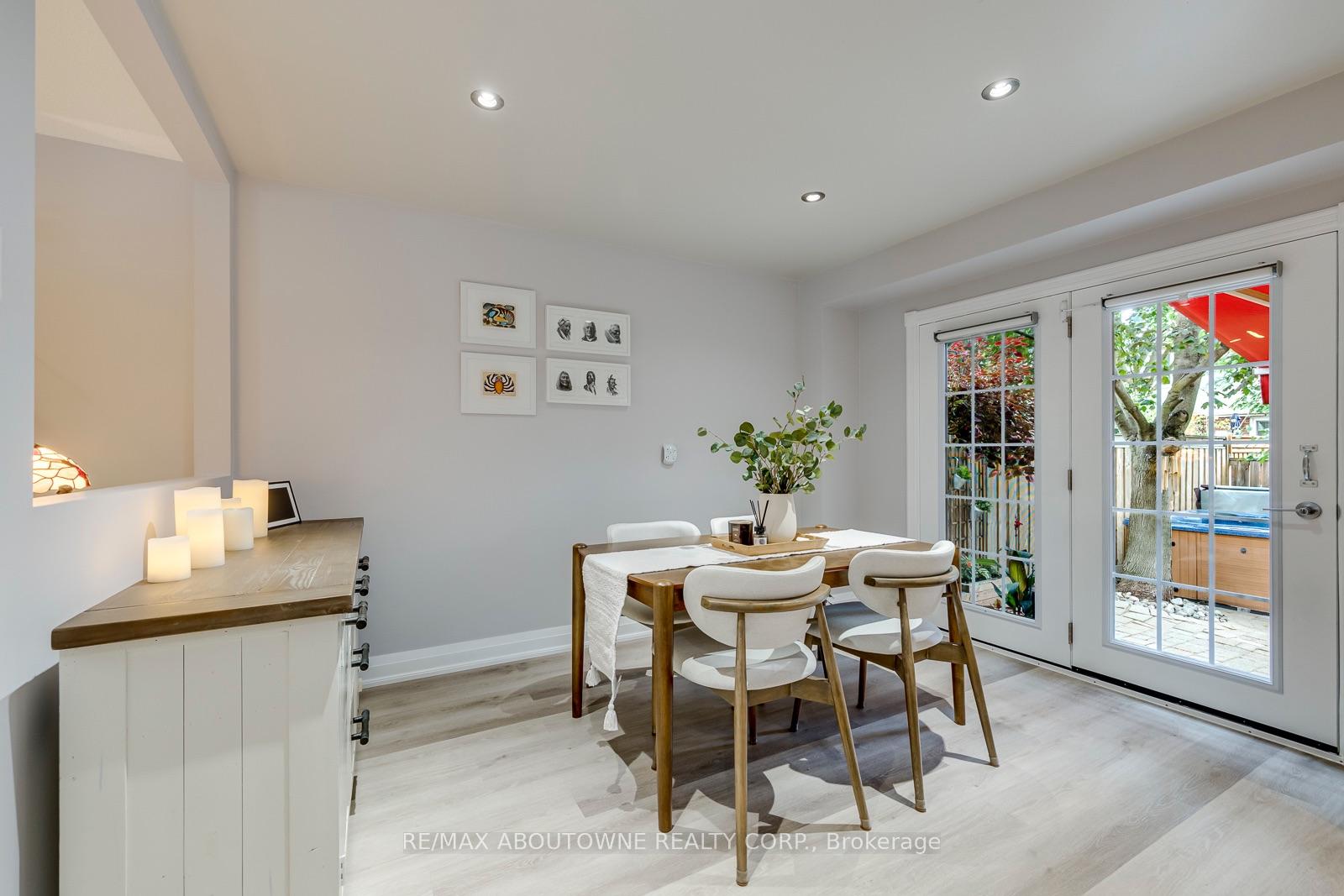 Photo 22 of 1198 Potters Wheel Crescent, Oakville, Glen Abbey — HOMEH