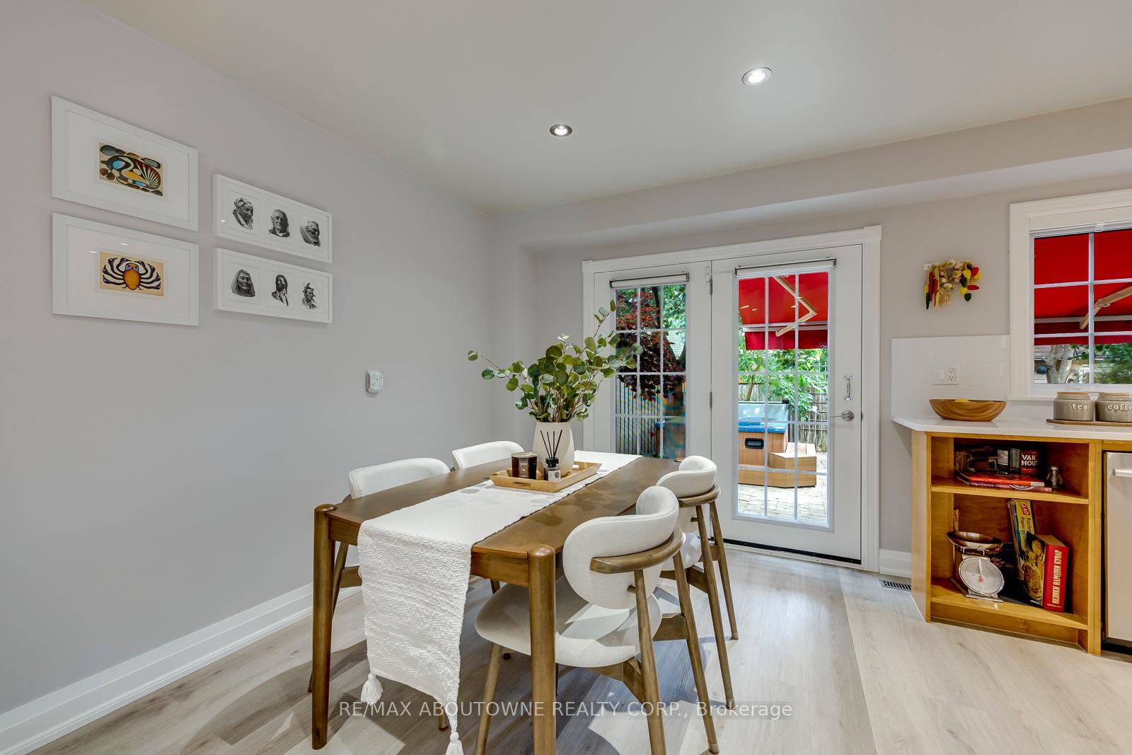 Photo 23 of 1198 Potters Wheel Crescent, Oakville, Glen Abbey — HOMEH