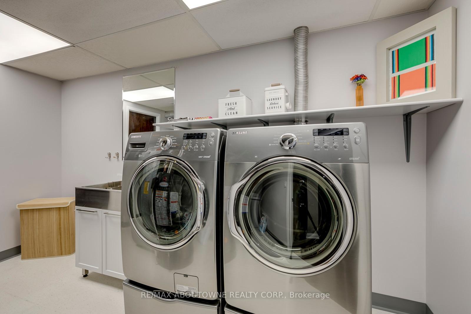 Photo 43 of 1198 Potters Wheel Crescent, Oakville, Glen Abbey — HOMEH