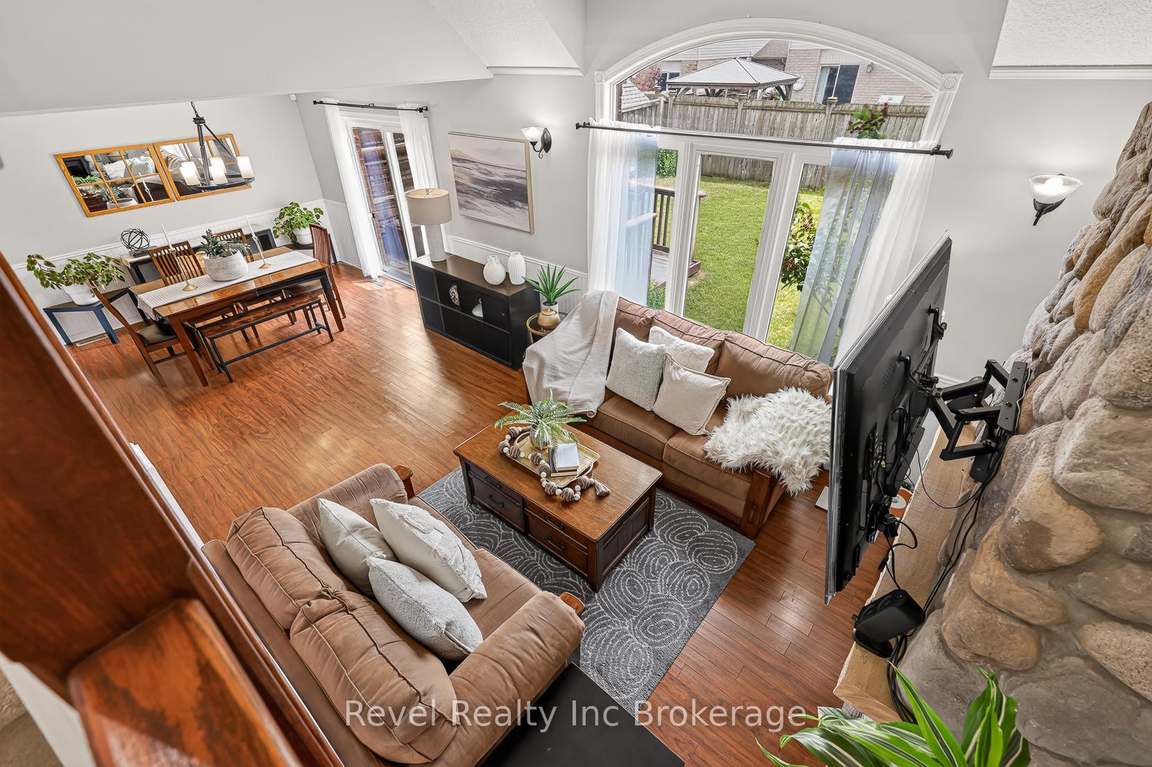Photo 21 of 762 Frontenac Crescent, Woodstock, Woodstock - South — HOMEH