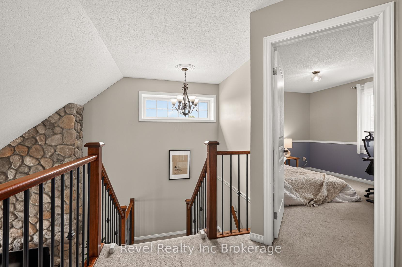 Photo 22 of 762 Frontenac Crescent, Woodstock, Woodstock - South — HOMEH