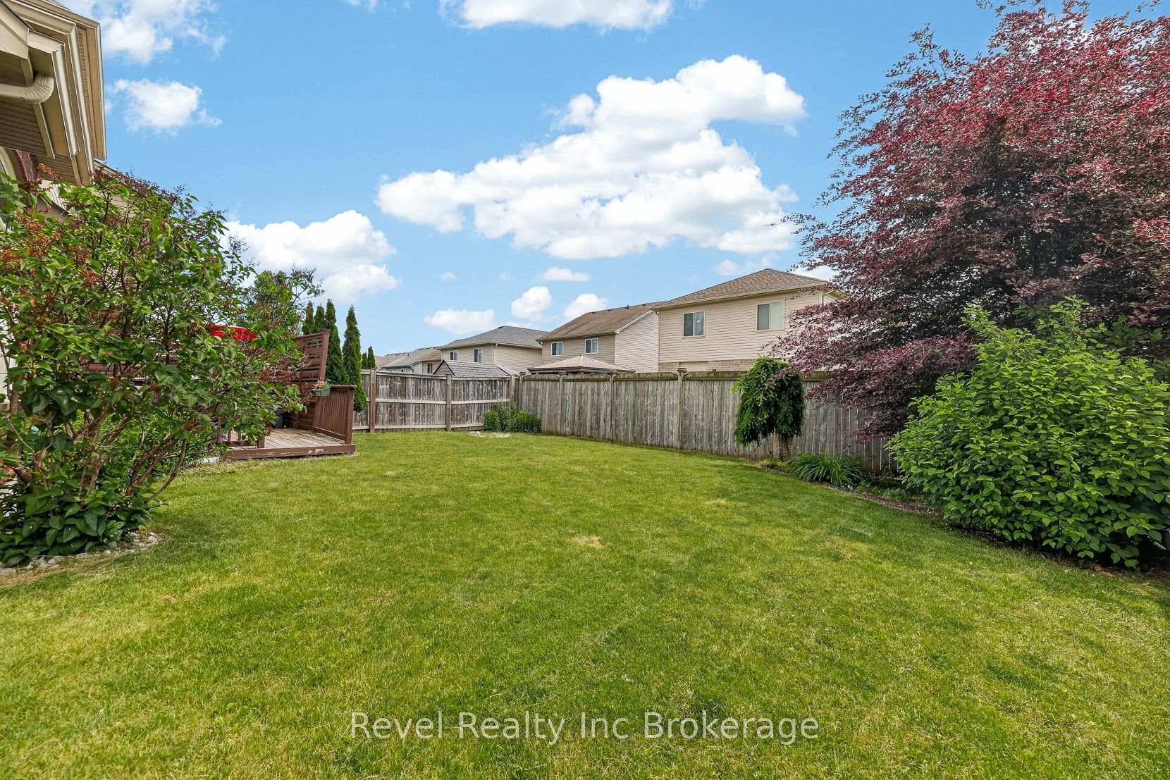 Photo 35 of 762 Frontenac Crescent, Woodstock, Woodstock - South — HOMEH