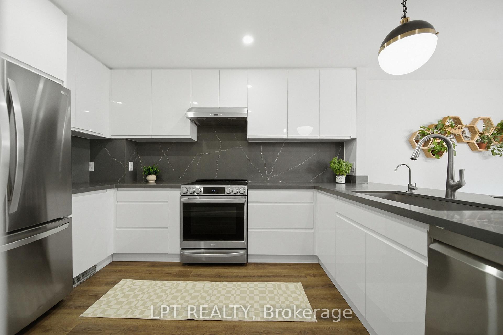 Photo 7 of Unit 110, 155 Glovers Road, Oshawa, Samac — HOMEH