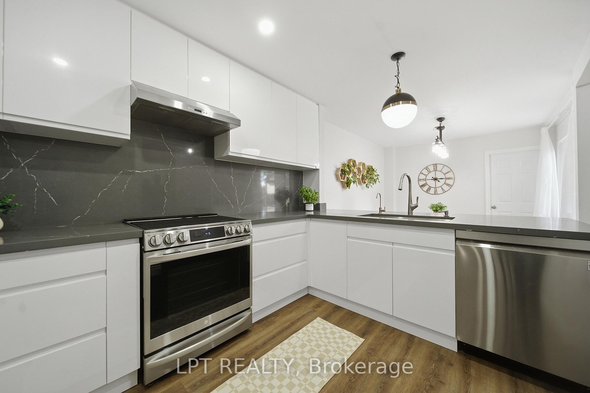 Photo 8 of Unit 110, 155 Glovers Road, Oshawa, Samac — HOMEH