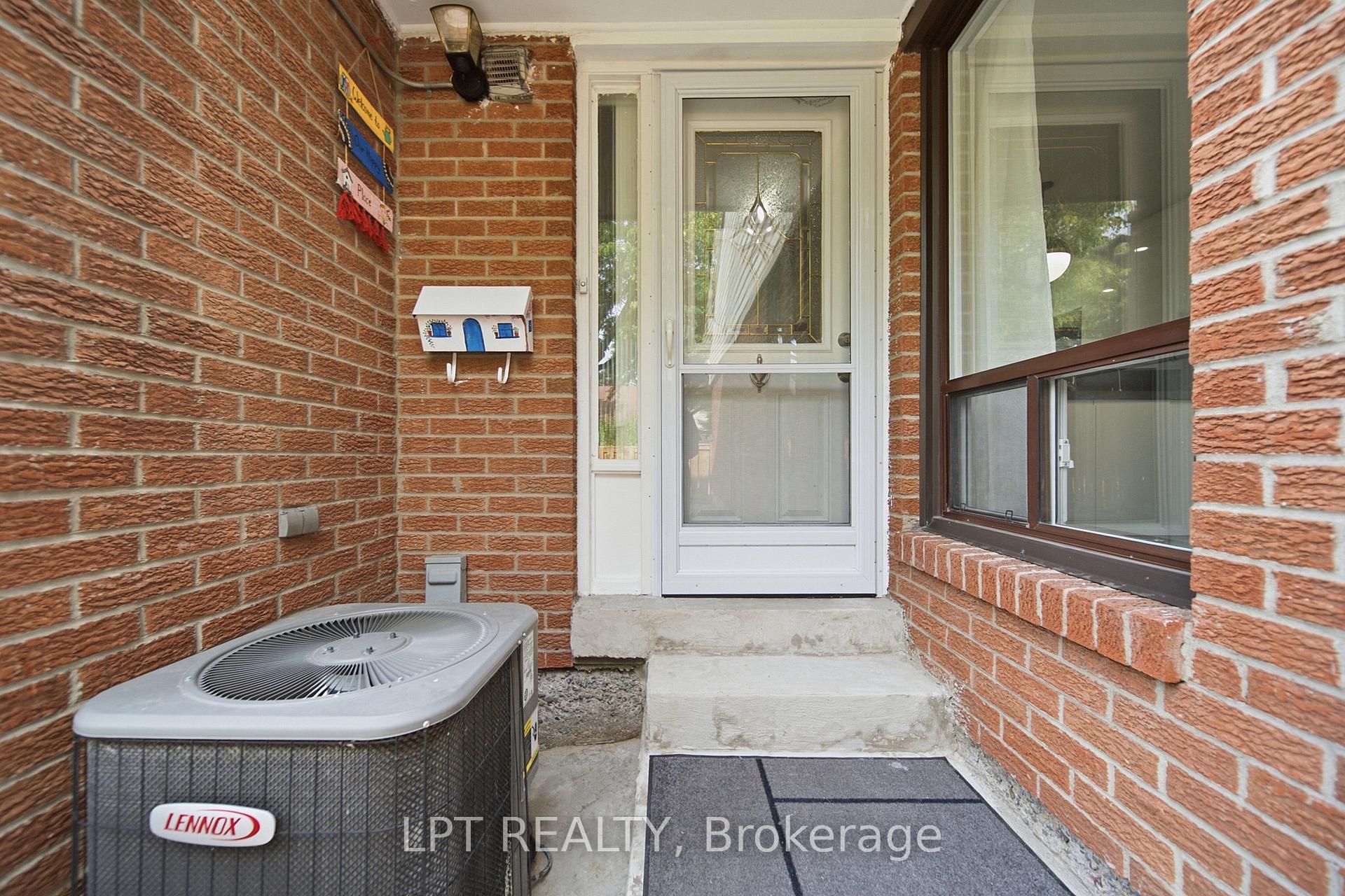 Photo 13 of Unit 110, 155 Glovers Road, Oshawa, Samac — HOMEH