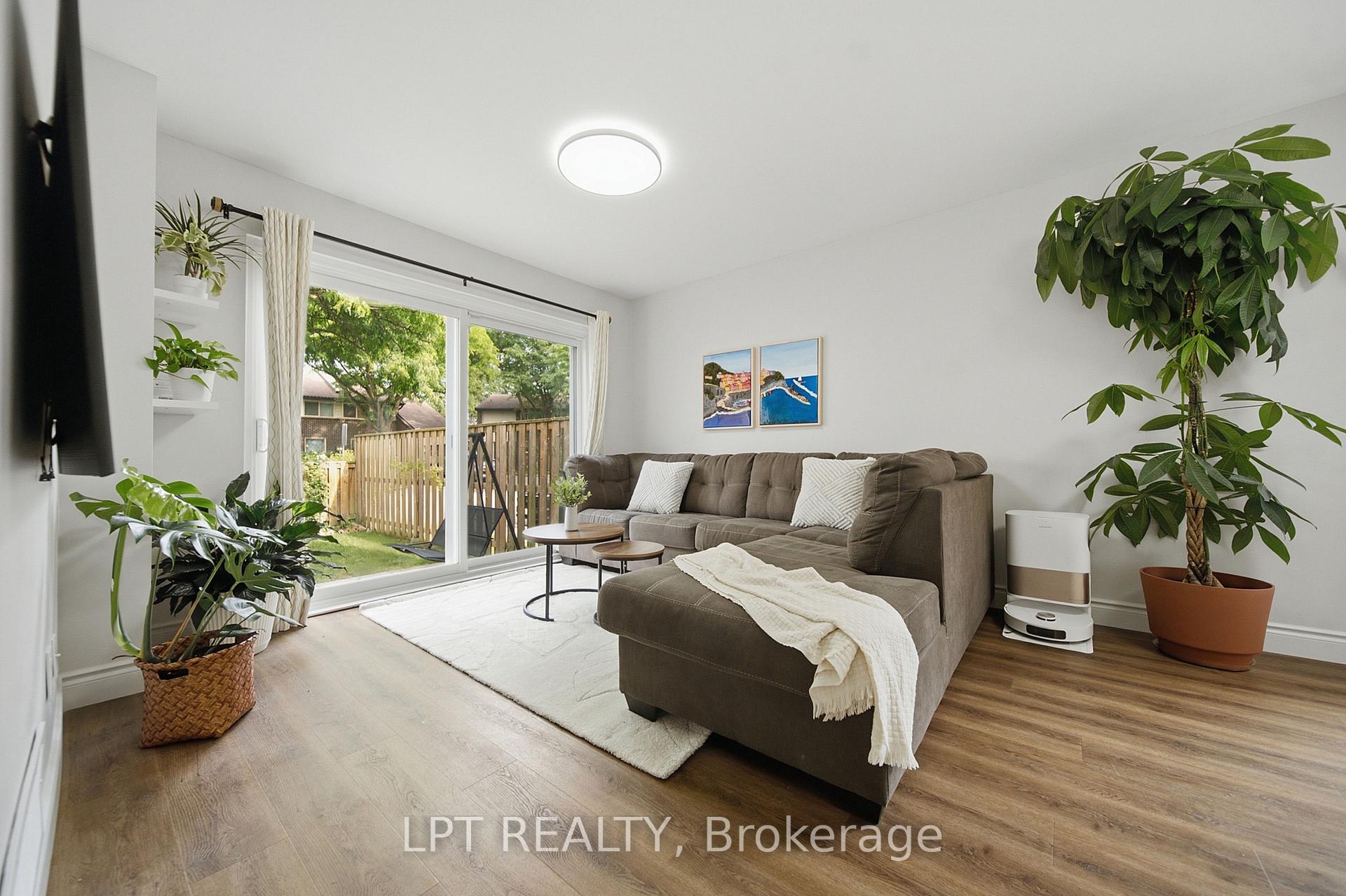 Photo 17 of Unit 110, 155 Glovers Road, Oshawa, Samac — HOMEH