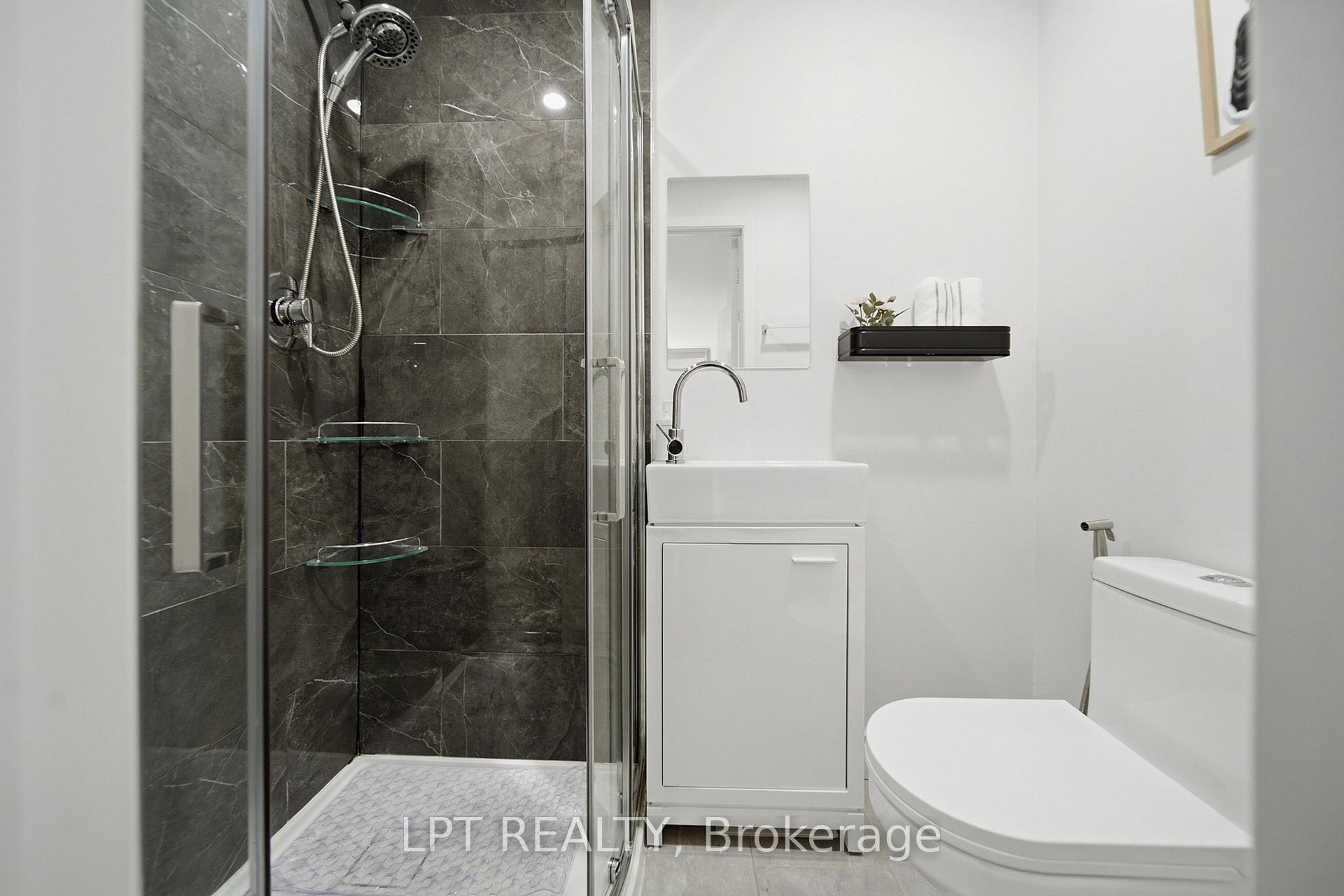 Photo 28 of Unit 110, 155 Glovers Road, Oshawa, Samac — HOMEH