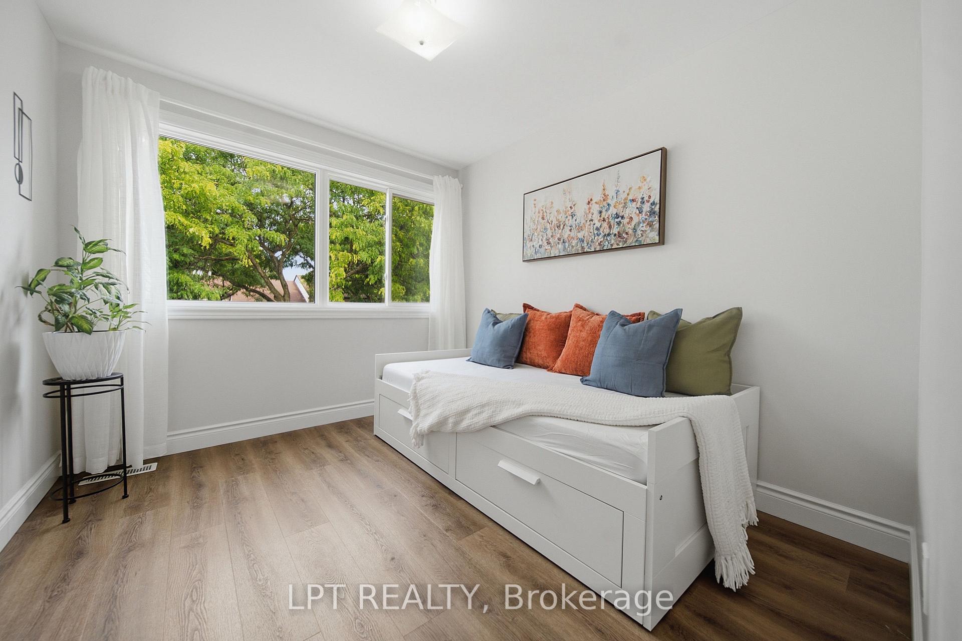 Photo 34 of Unit 110, 155 Glovers Road, Oshawa, Samac — HOMEH