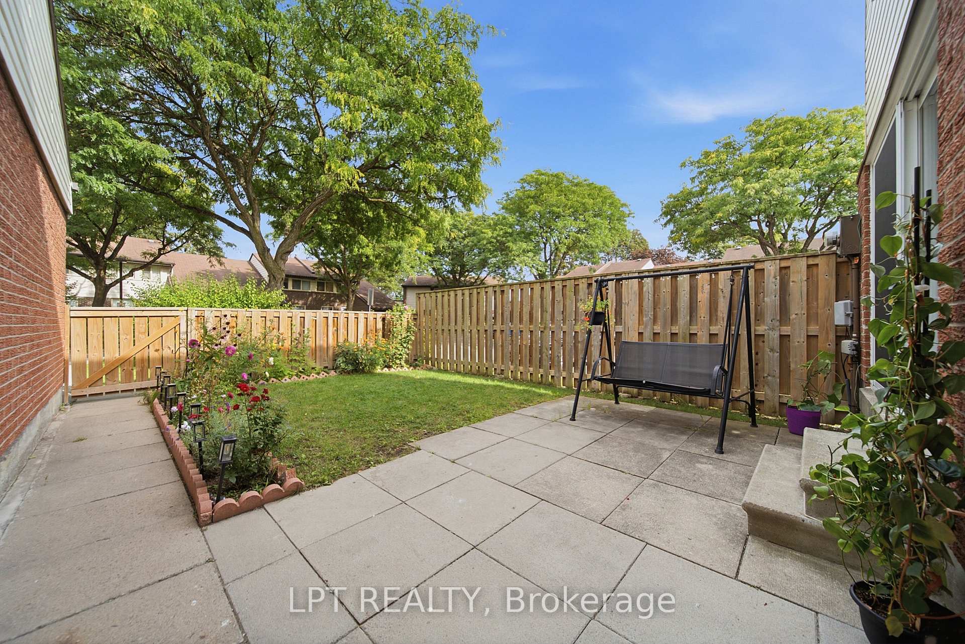 Photo 46 of Unit 110, 155 Glovers Road, Oshawa, Samac — HOMEH