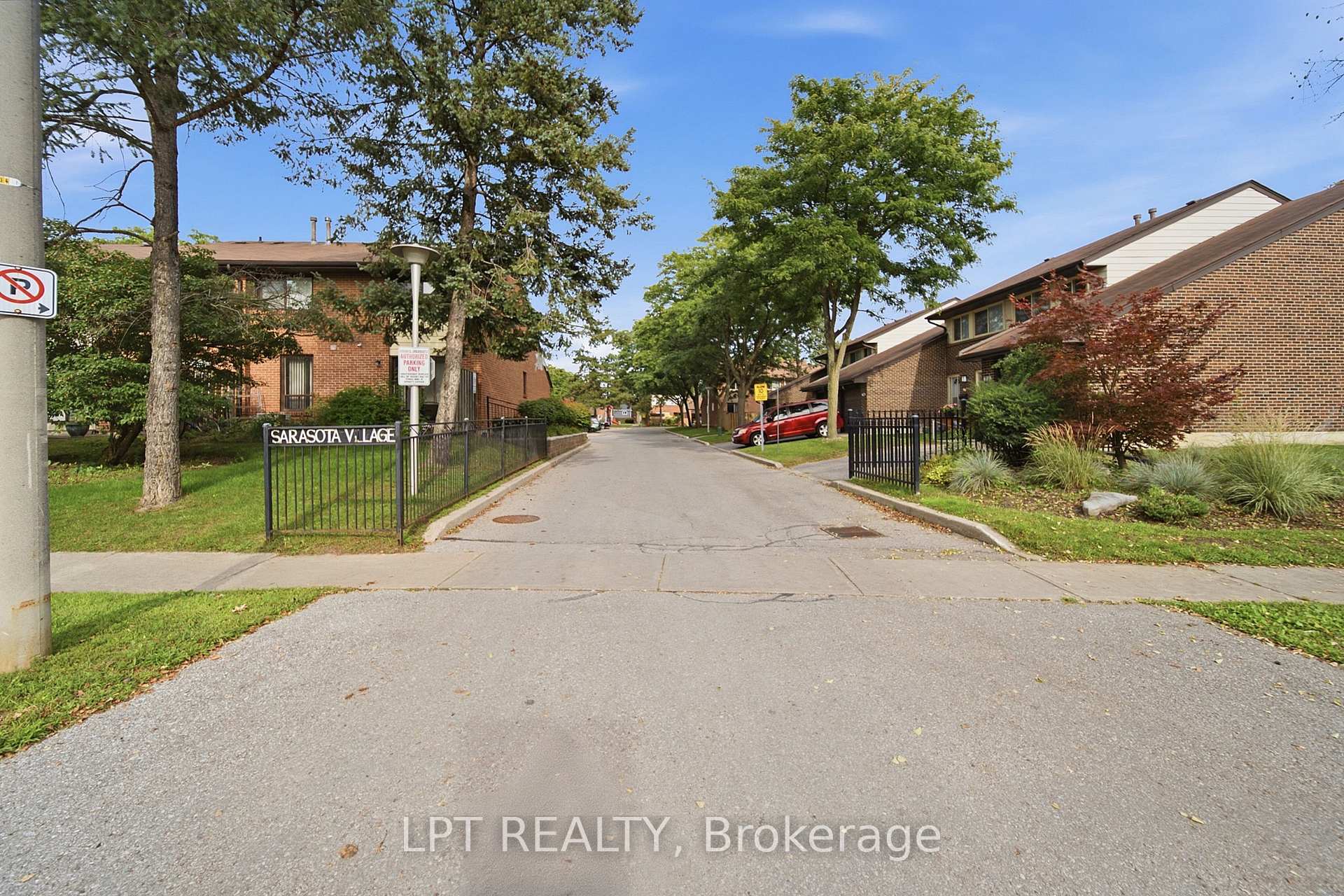 Photo 50 of Unit 110, 155 Glovers Road, Oshawa, Samac — HOMEH