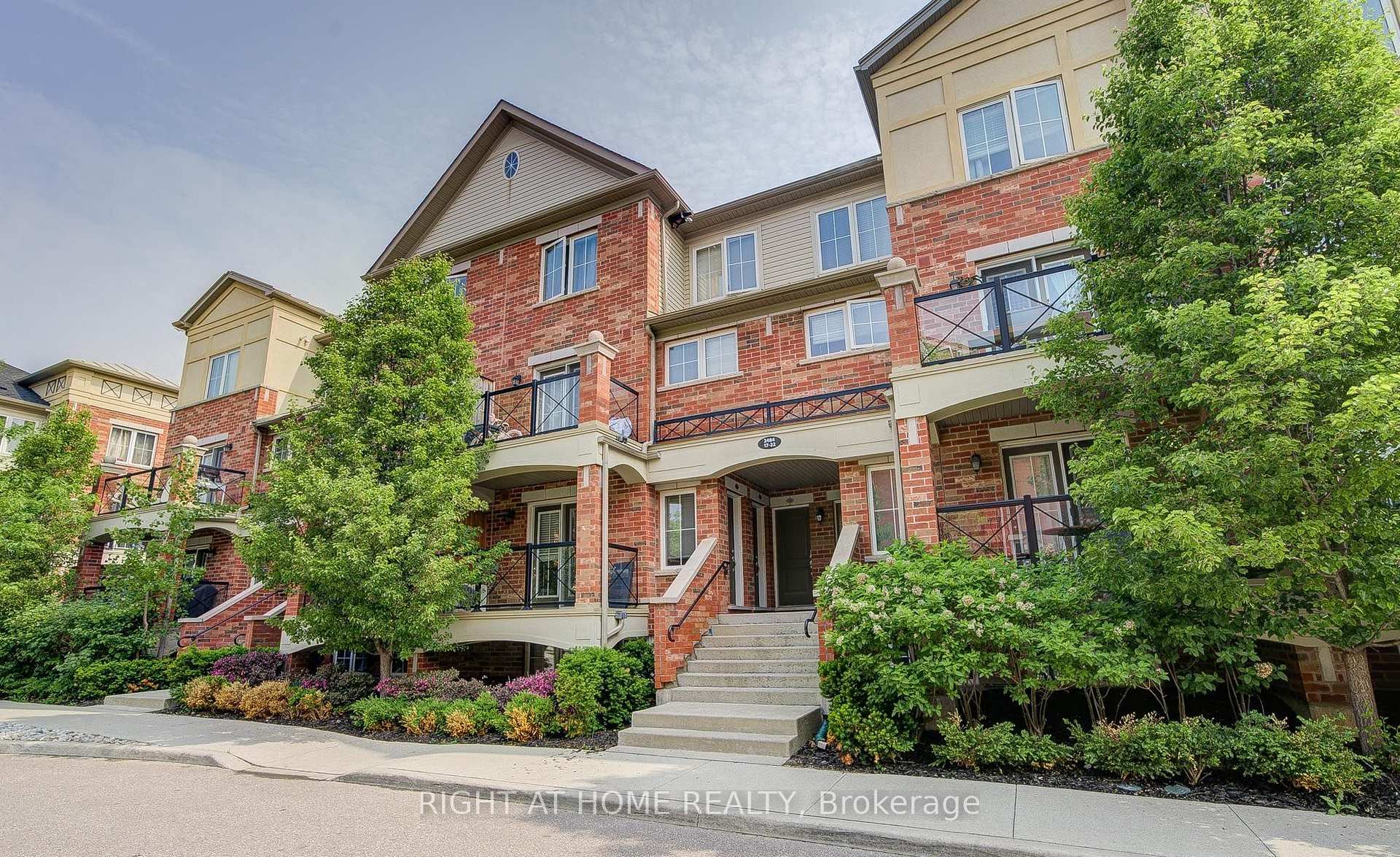 Photo 2 of Unit #17, 2484 Post Road, Oakville, River Oaks — HOMEH