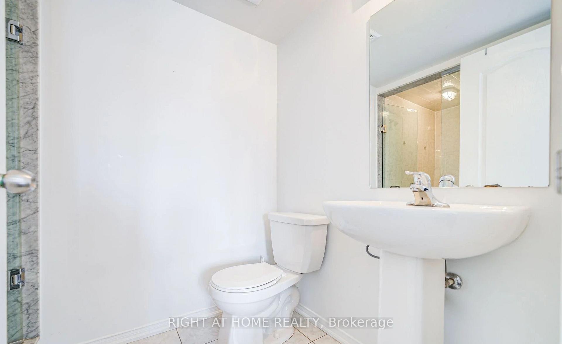 Photo 11 of Unit #17, 2484 Post Road, Oakville, River Oaks — HOMEH