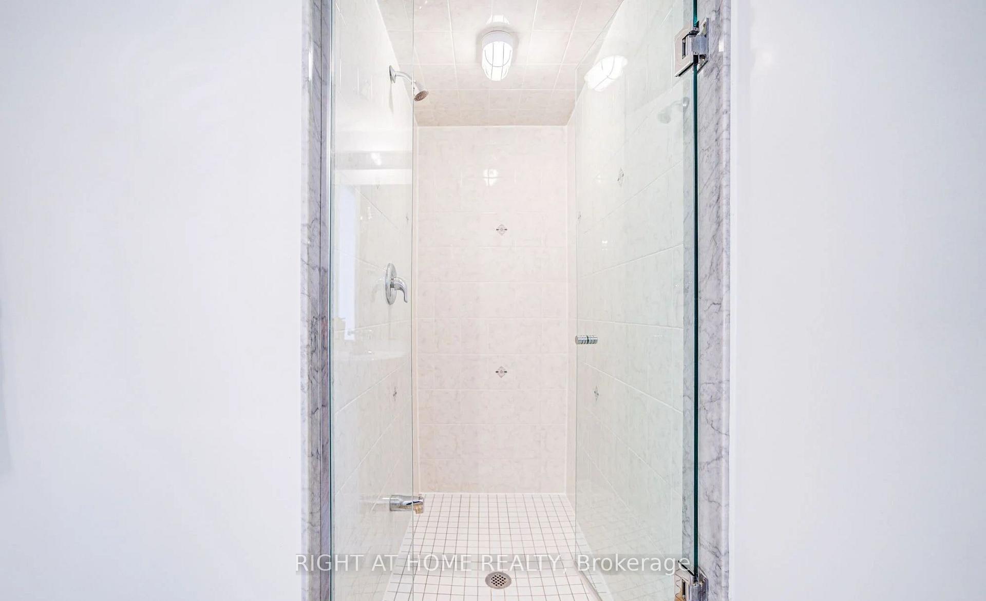 Photo 12 of Unit #17, 2484 Post Road, Oakville, River Oaks — HOMEH