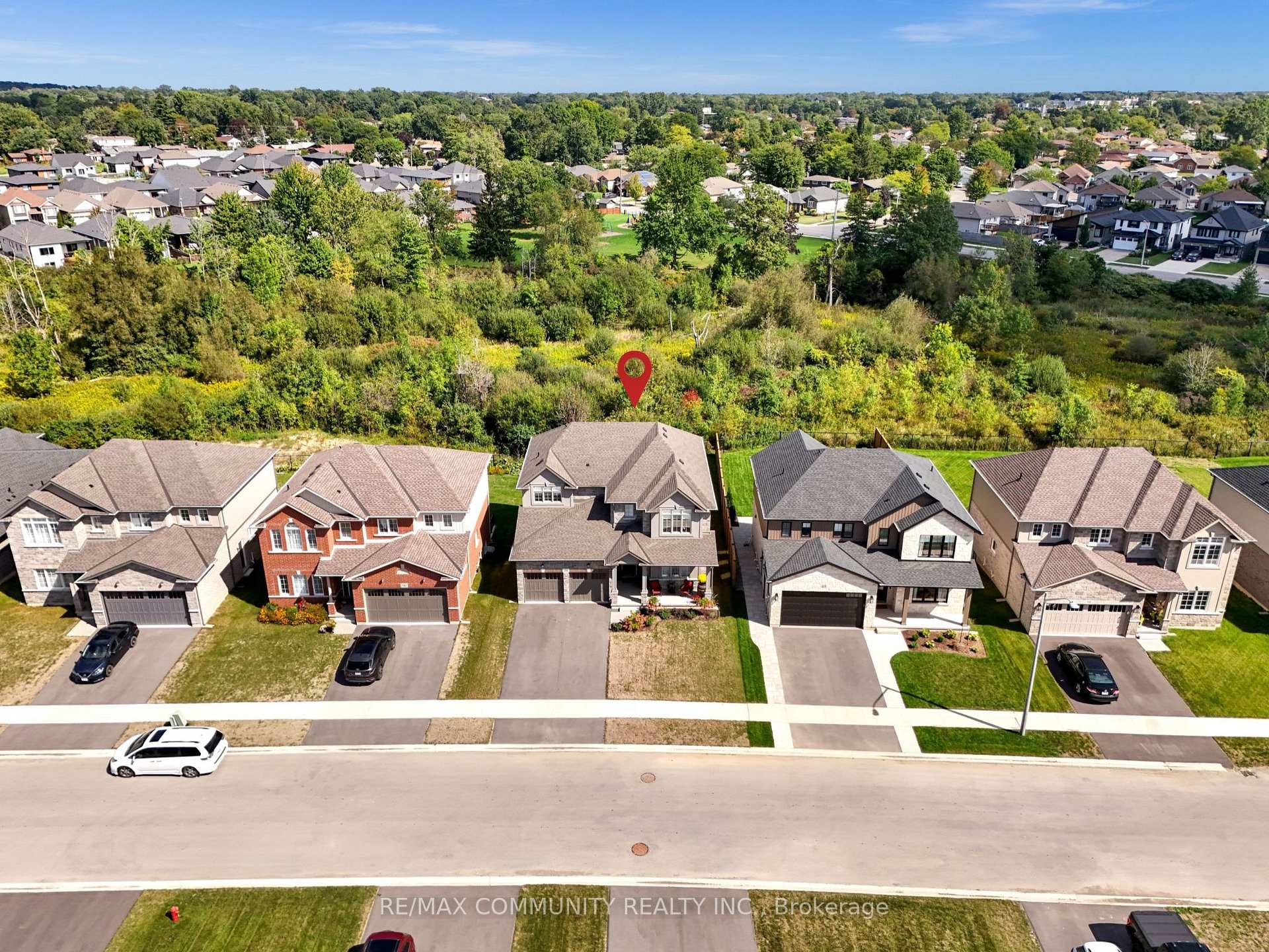 Photo 27 of 132 Westcott Road, Welland, West Welland — HOMEH